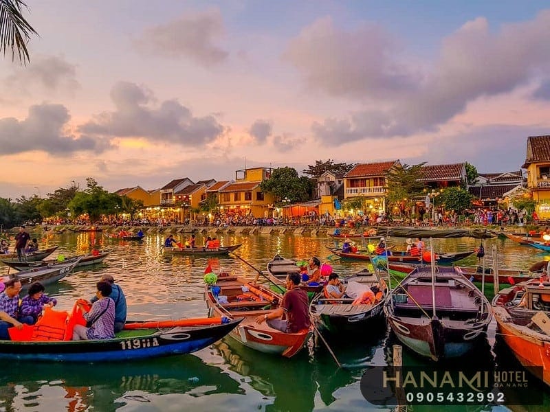 Giá vé đi thuyền sông Hoài Hội An bao nhiêu? Trải nghiệm thú vị tại Hội An 12 giá vé đi thuyền sông Hoài Hội An