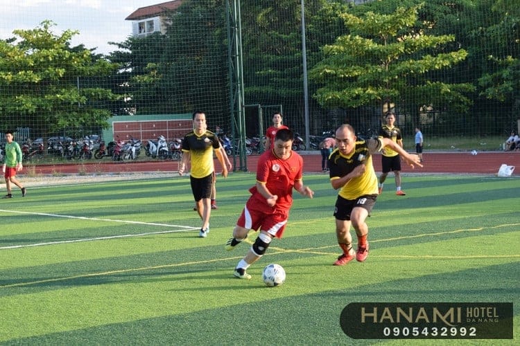 Bỏ túi ngay top 16 sân bóng đá Đà Nẵng siêu chất lượng 13 Sân bóng đá Đà Nẵng