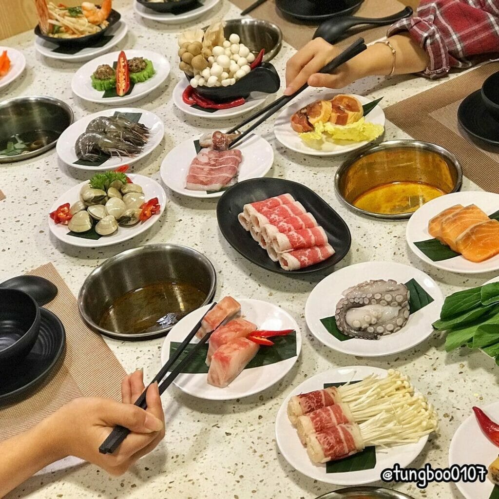 Buffet hotpot in Danang