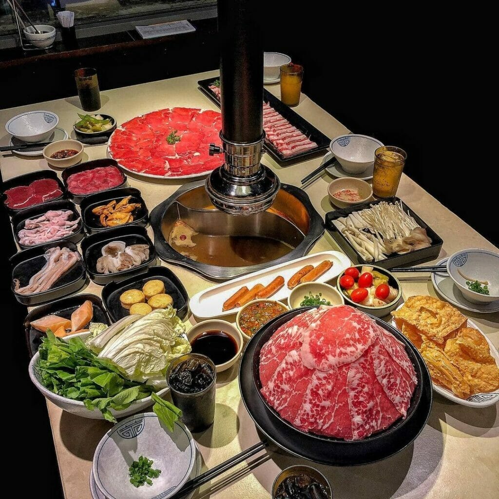 Buffet hotpot in Danang