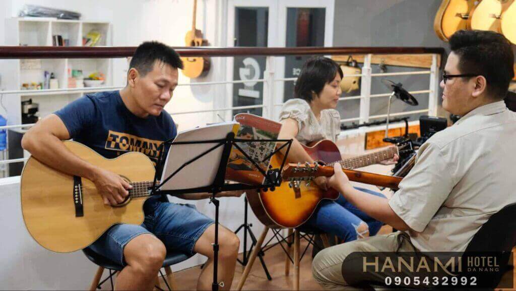 Top 12 Guitar Learning Centers in Da Nang 9 Guitar Learning Centers in Da Nang