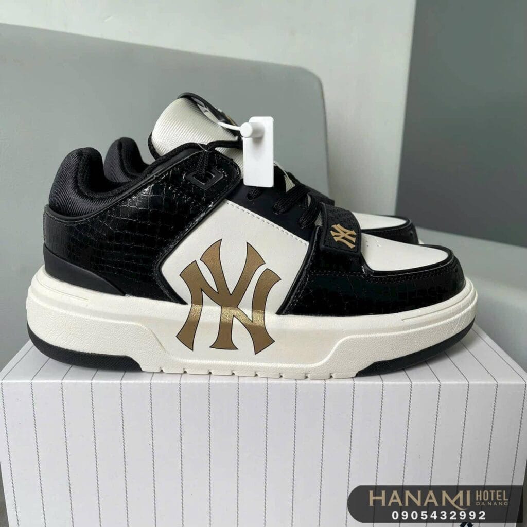 authentic nike shoes store in da nang