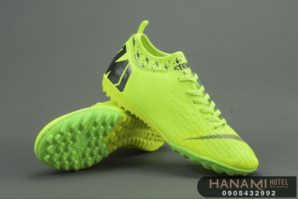 authentic nike shoes store in da nang