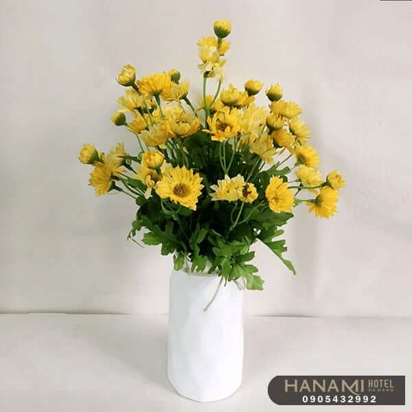 cách cắm hoa cúc để bàn thờ