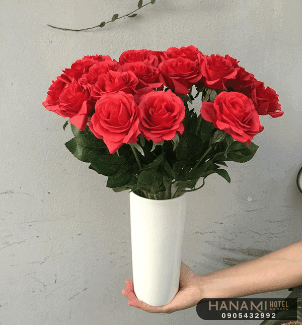 cách cắm hoa hồng đẹp