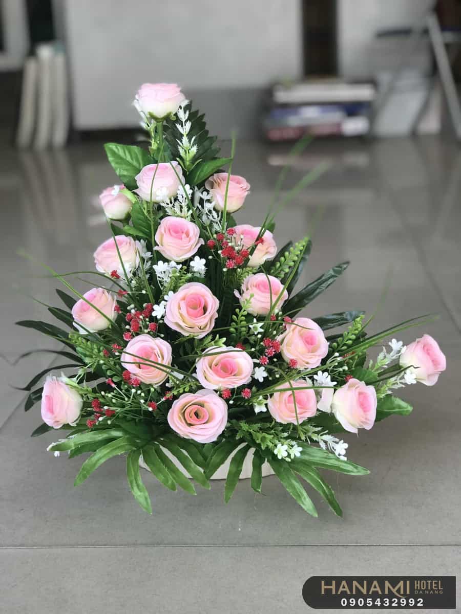 cách cắm hoa hồng đẹp