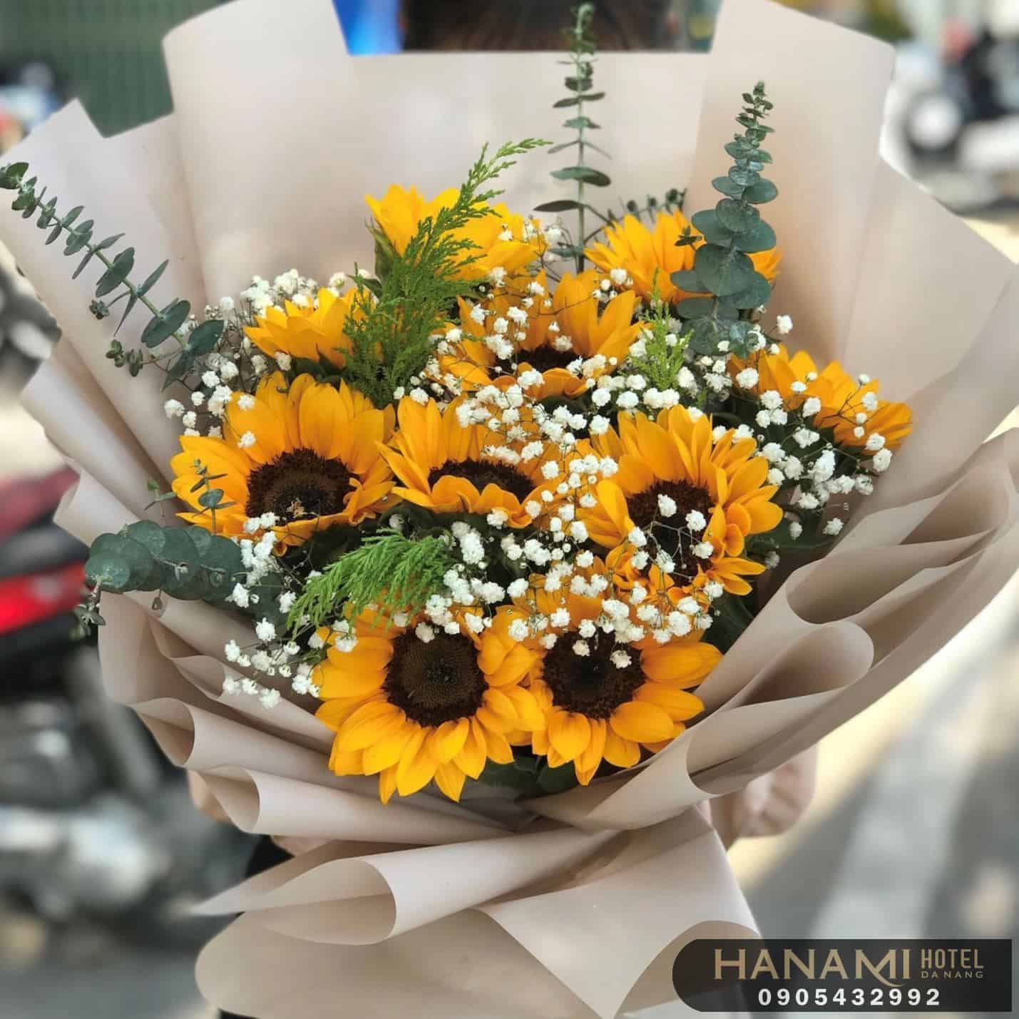 Cách cắm hoa hướng dương đẹp