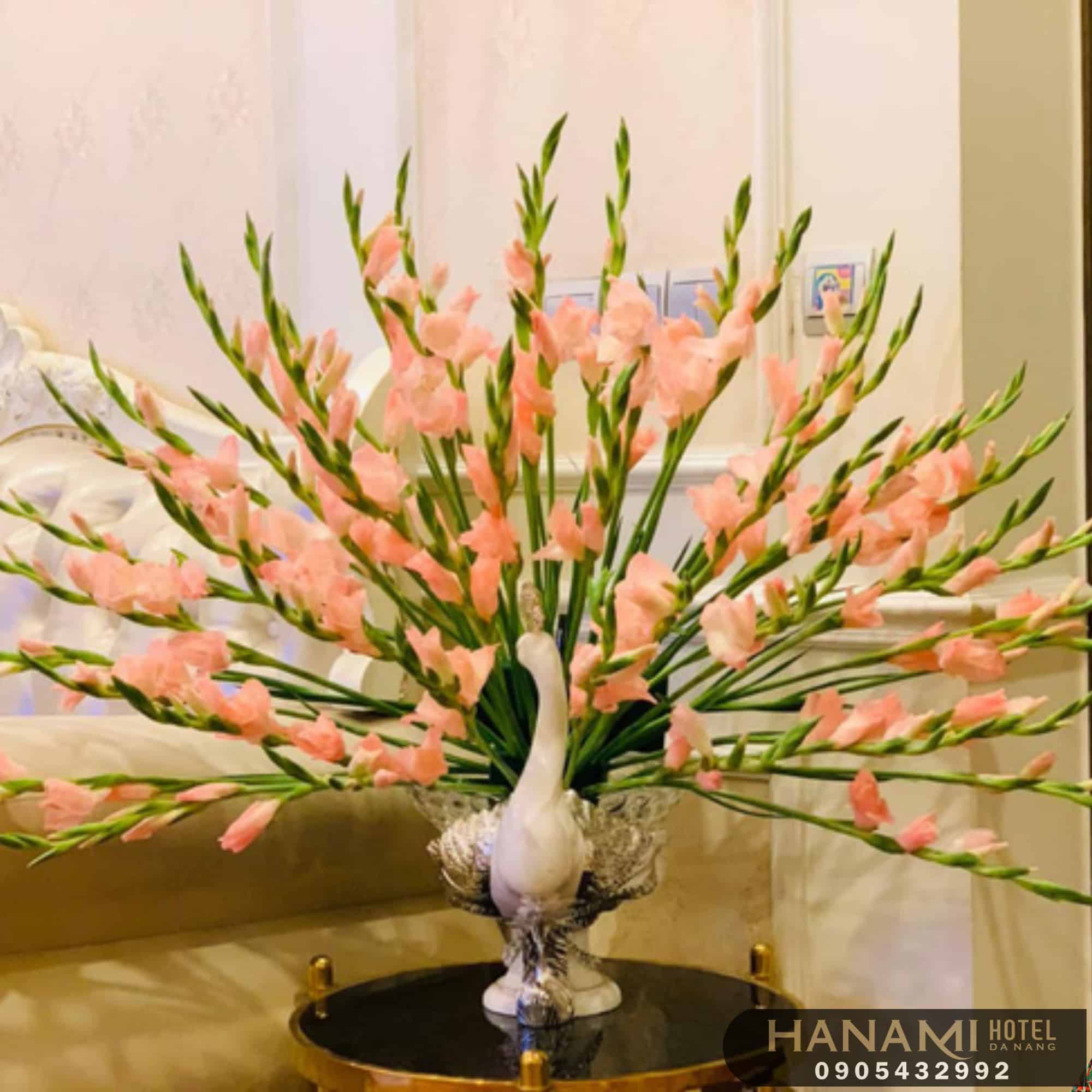 cách cắm hoa lay ơn