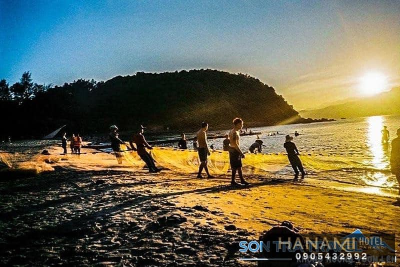 Review Cảng Tiên Sa Đà Nẵng - Cảng biển hút hồn những du khách ghé ngang 7 Cảng Tiên Sa Đà Nẵng