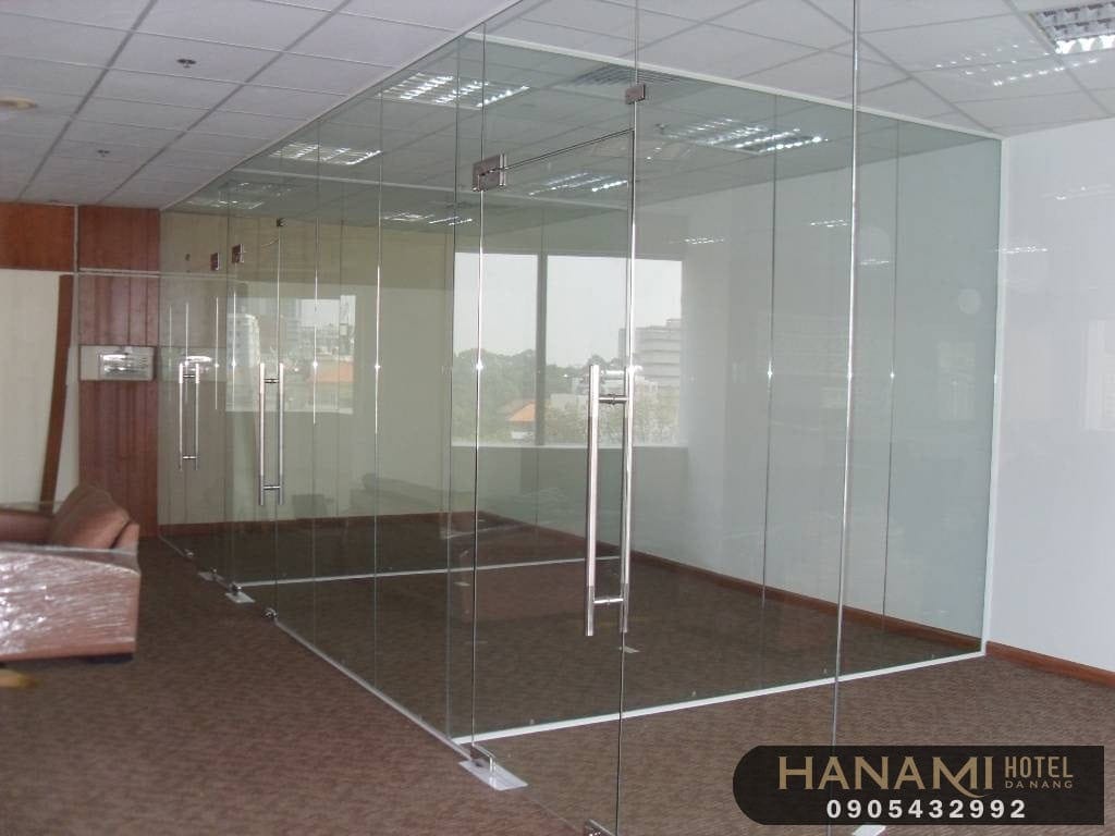 10 địa chỉ thi công vách ngăn kính Đà Nẵng uy tín 8 địa chỉ thi công vách ngăn kính Đà Nẵng
