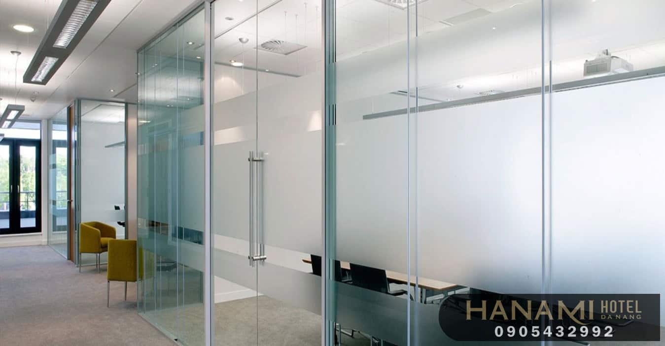 10 địa chỉ thi công vách ngăn kính Đà Nẵng uy tín 10 địa chỉ thi công vách ngăn kính Đà Nẵng