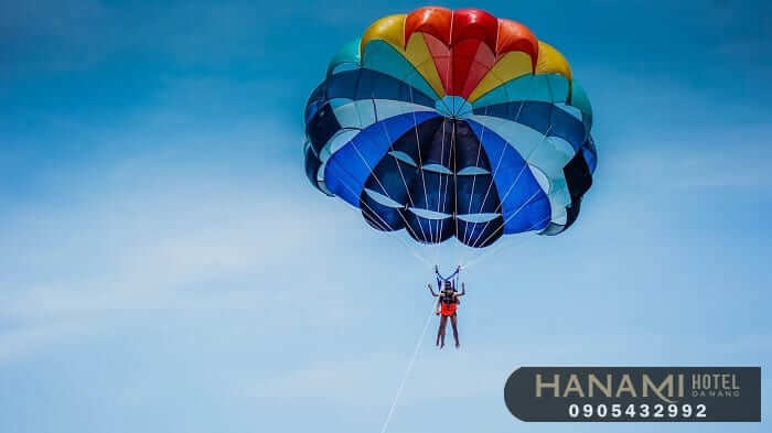 Giá cano kéo dù bay Đà Nẵng