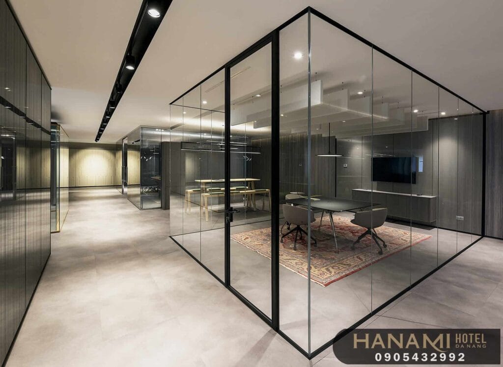 Top 10 reputable addresses for glass partition construction in Da Nang 1 glass partition construction in Da Nang