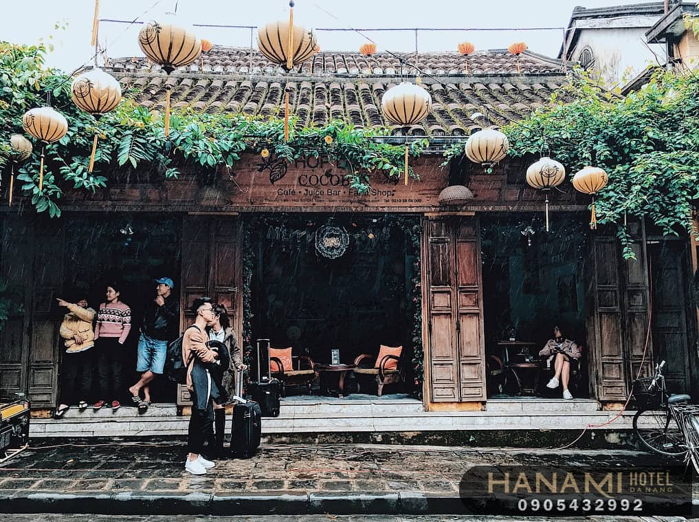 Vẻ đẹp Hội An ngày mưa