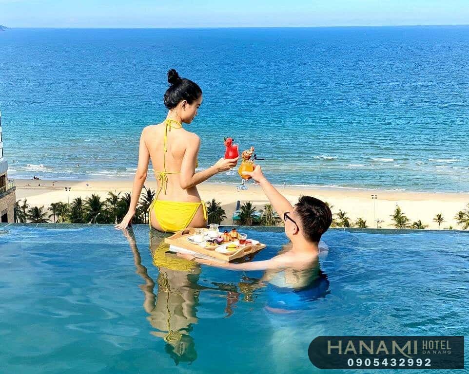 khách sạn có bể bơi gần trung tâm Đà Nẵng