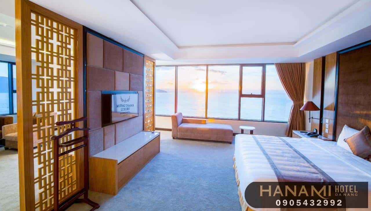 khách sạn có bể bơi gần trung tâm Đà Nẵng