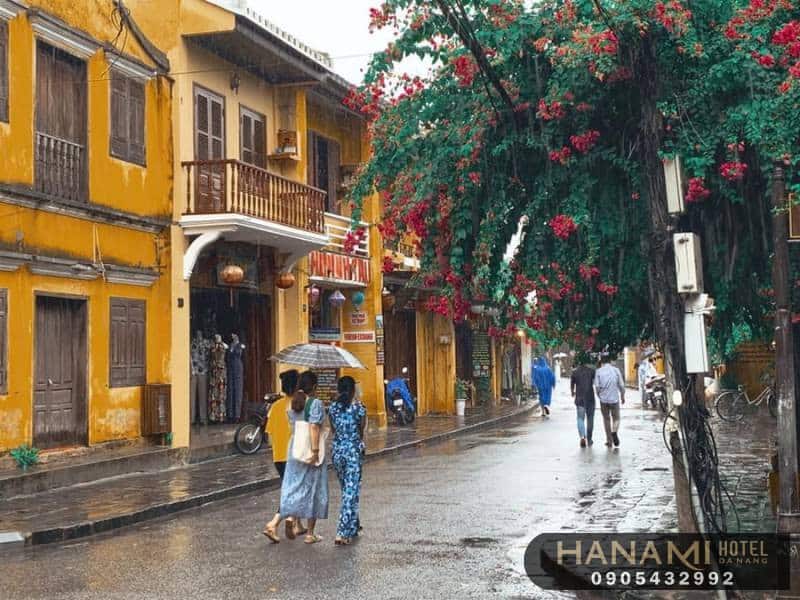 Vẻ đẹp Hội An ngày mưa