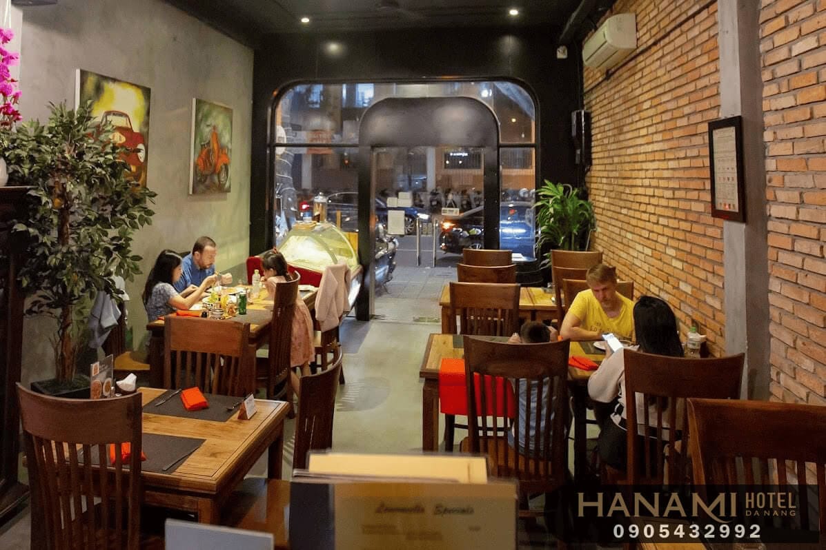 Nhà hàng ở Đà Nẵng cho khách đoàn