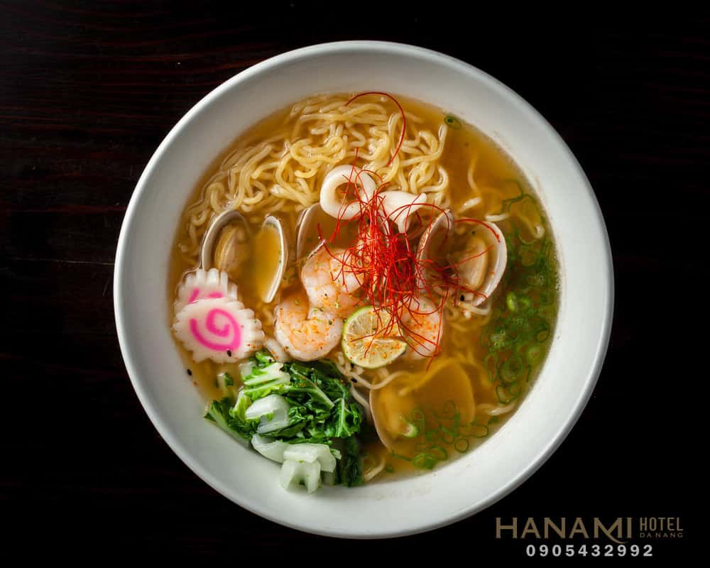 ramen restaurants in da nang