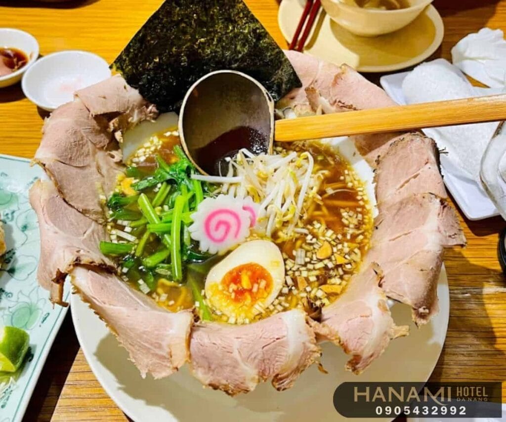 ramen restaurant in da nang
