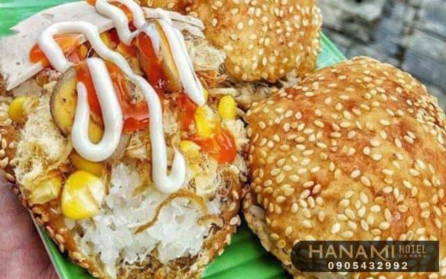 10 địa chỉ bánh tiêu Đà Nẵng thơm ngon không thể bỏ lỡ 10 bánh tiêu Đà Nẵng