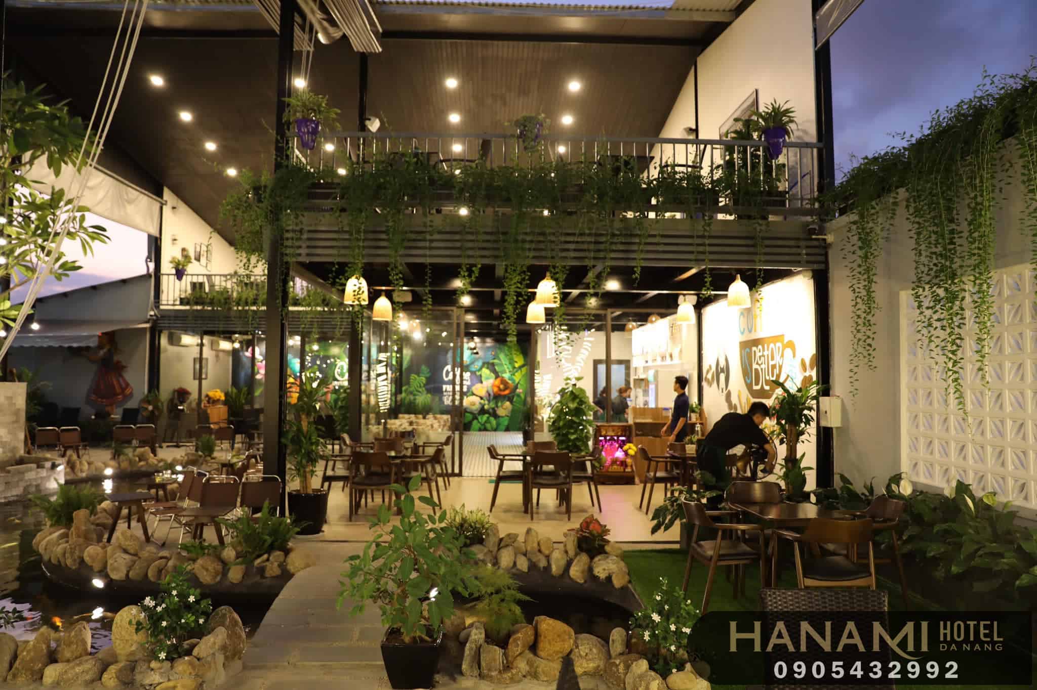beautiful cafes in cam le da nang