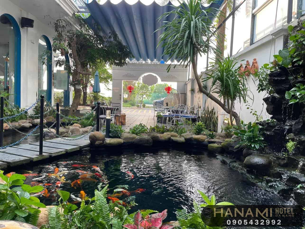 beautiful cafes in cam le da nang