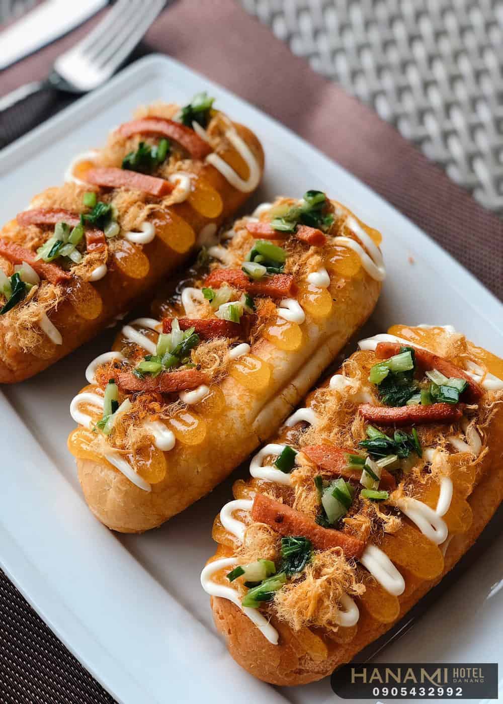 best salt and chili bread stalls in Da Nang