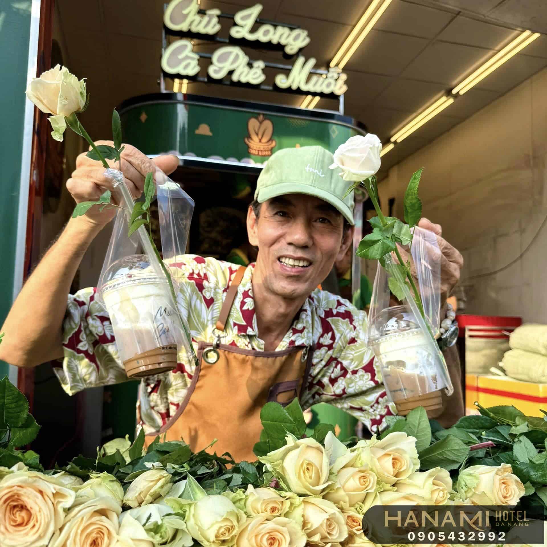 Cơn bão đổ bộ mang tên Cà phê muối chú Long Đà Nẵng 2 cà phê muối chú Long Đà Nẵng