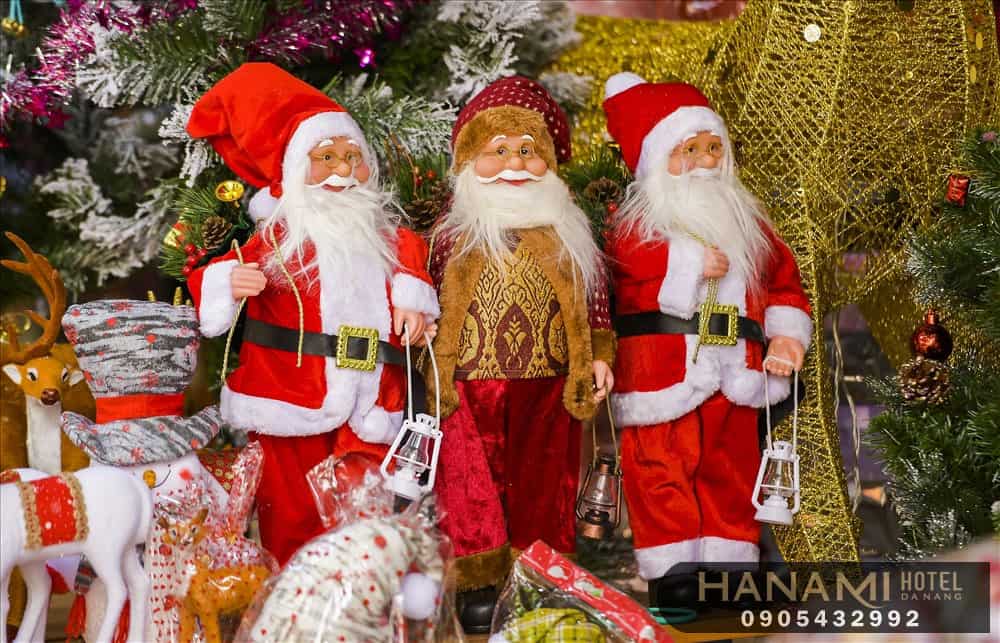 christmas decoration stores in da nang