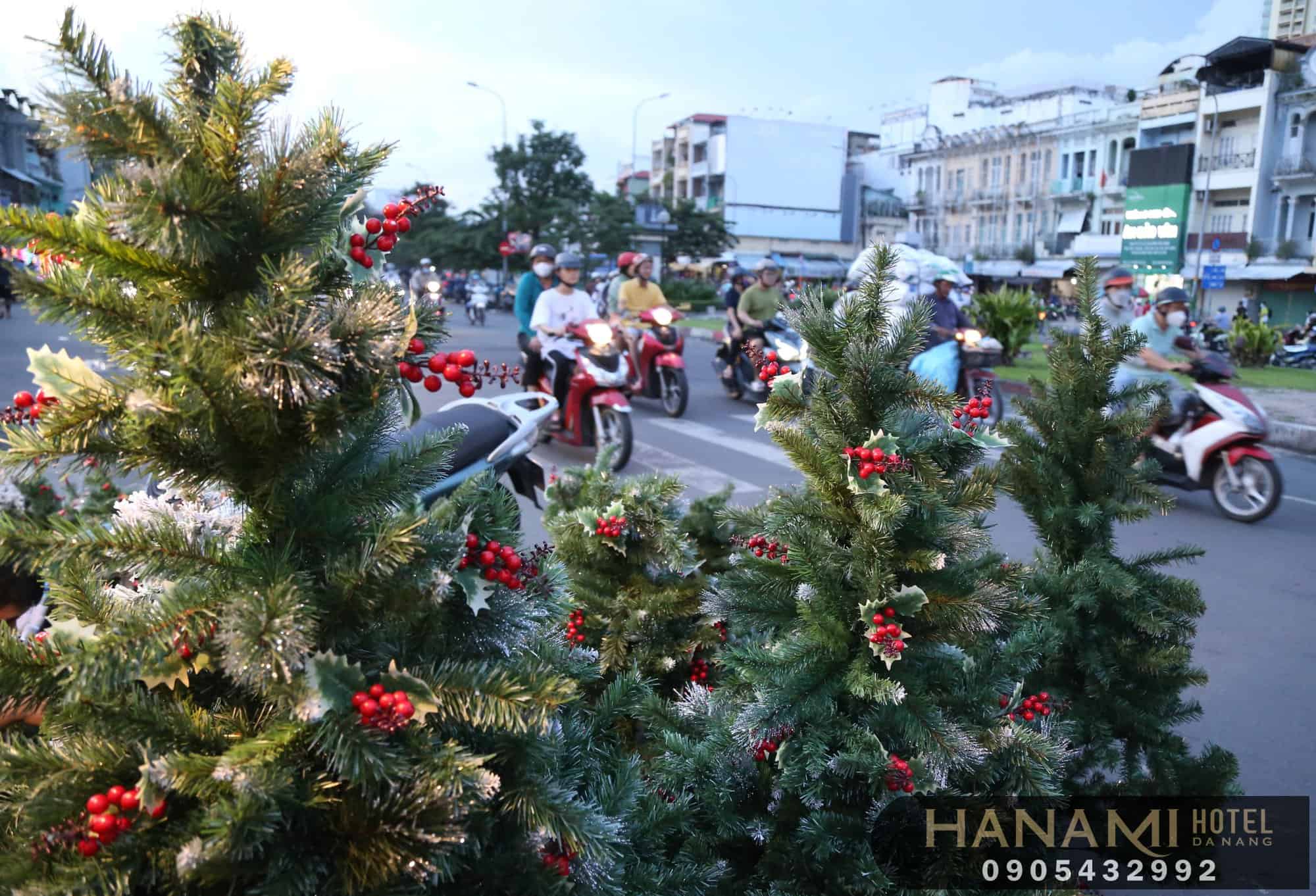 Top 14 cửa hàng bán đồ trang trí noel Đà Nẵng đẹp, chất lượng nhất hiện nay 8 cửa hàng bán đồ trang trí noel Đà Nẵng