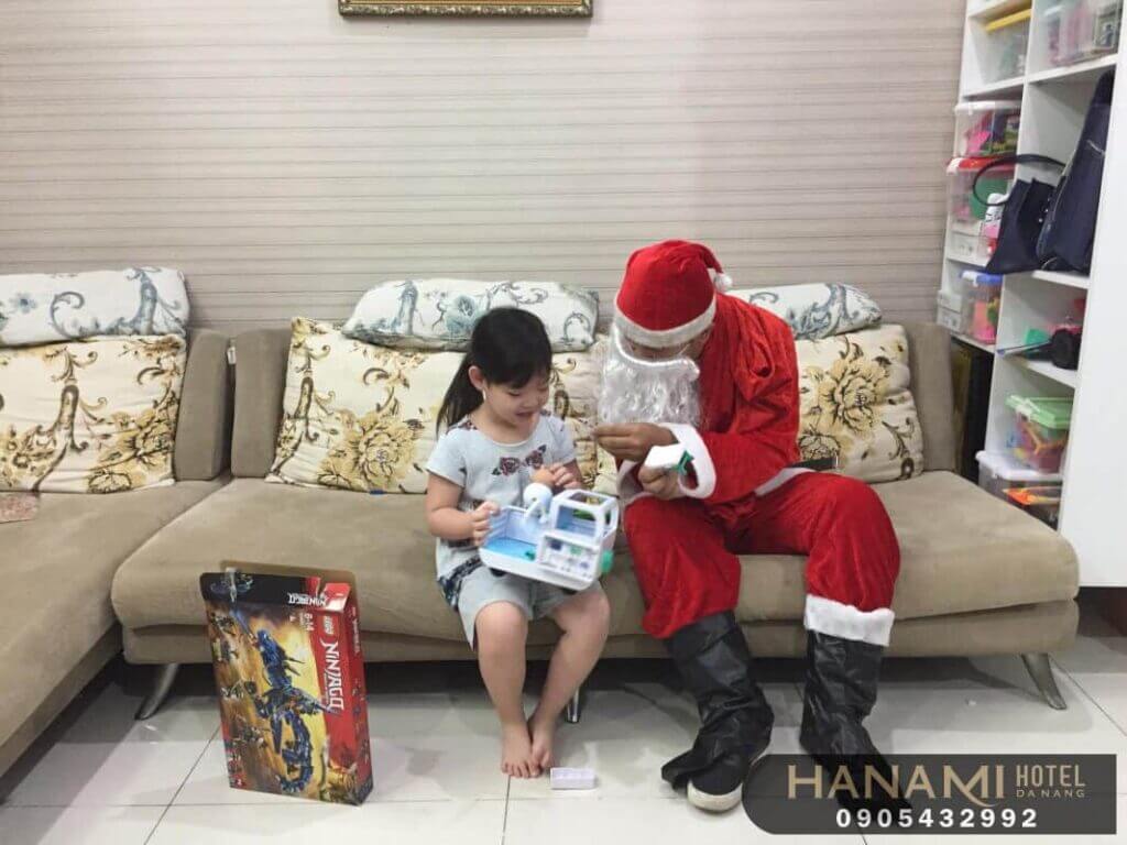 dịch vụ tặng quà noel tận nhà tại đà nẵng