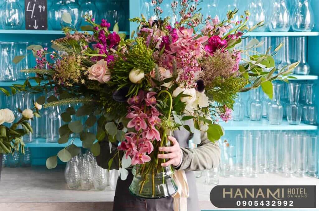 flow vase shops in da nang