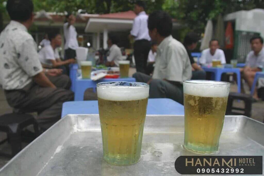 ha noi fresh beer bars in da nang