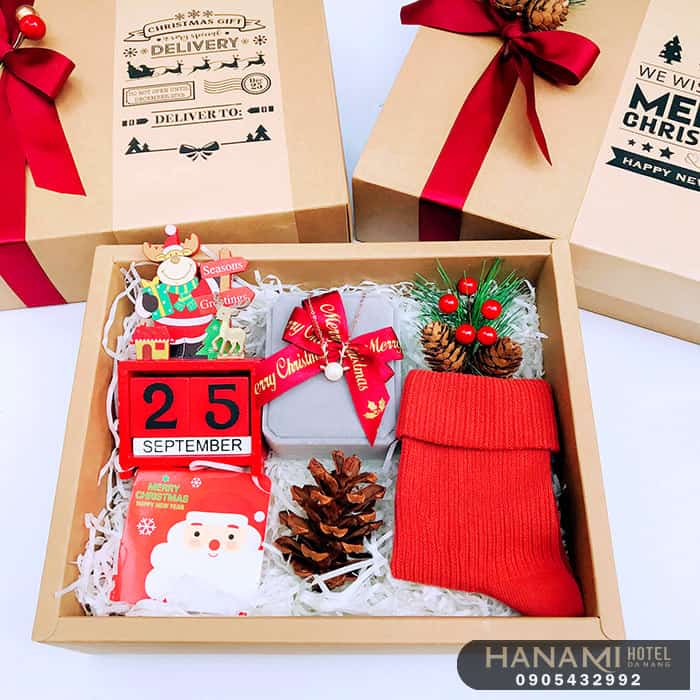 quà giáng sinh cho bé 