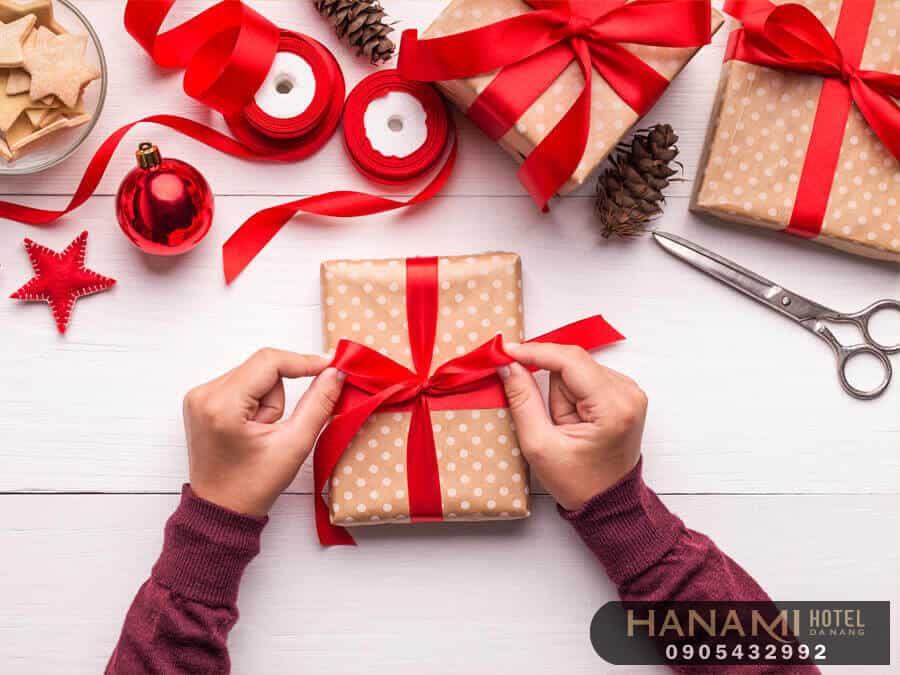 quà giáng sinh cho bé 