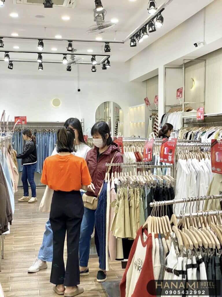 women jean shops in da nang