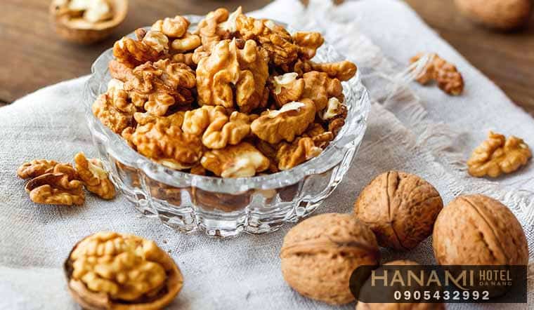 Top 10 Reputable Walnut Shops In Da Nang 2 walnut shops in da nang