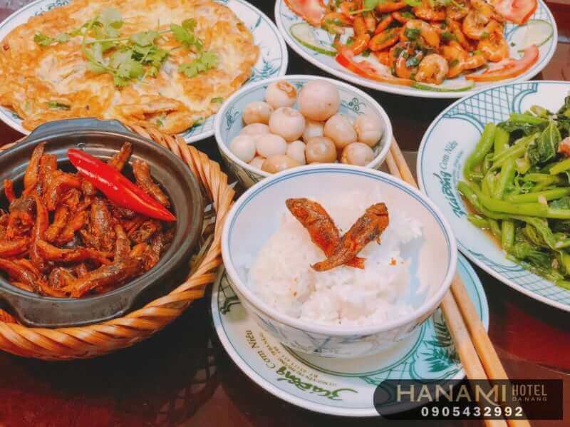 delicious family rice restaurants in da nang