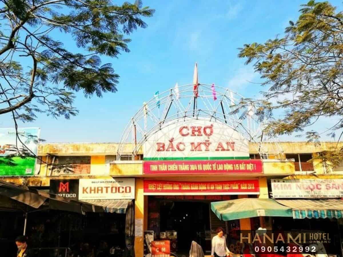 delicious food streets in da nang