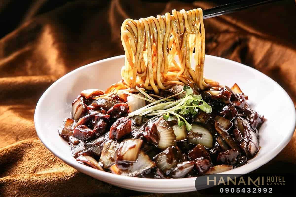 11 quán mì tương đen Đà Nẵng siêu ngon nên thưởng thức 3 quán mì tương đen Đà Nẵng