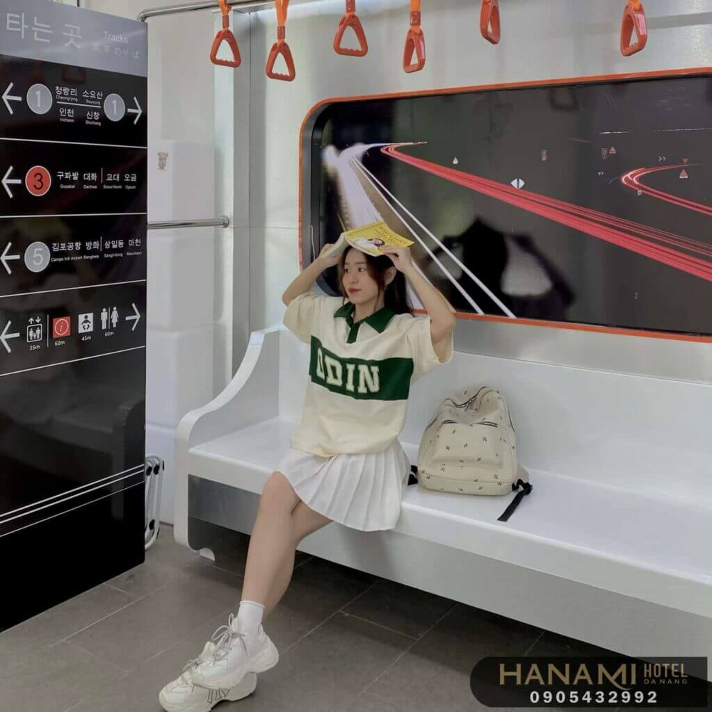 unique subway-themed cafes in da nang