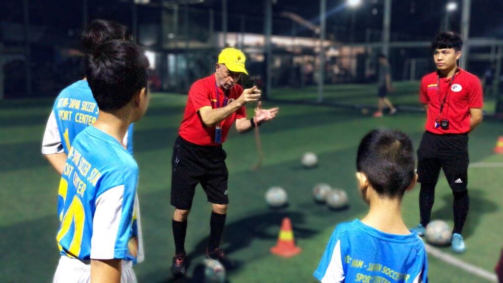 best places for children to learn football in da nang