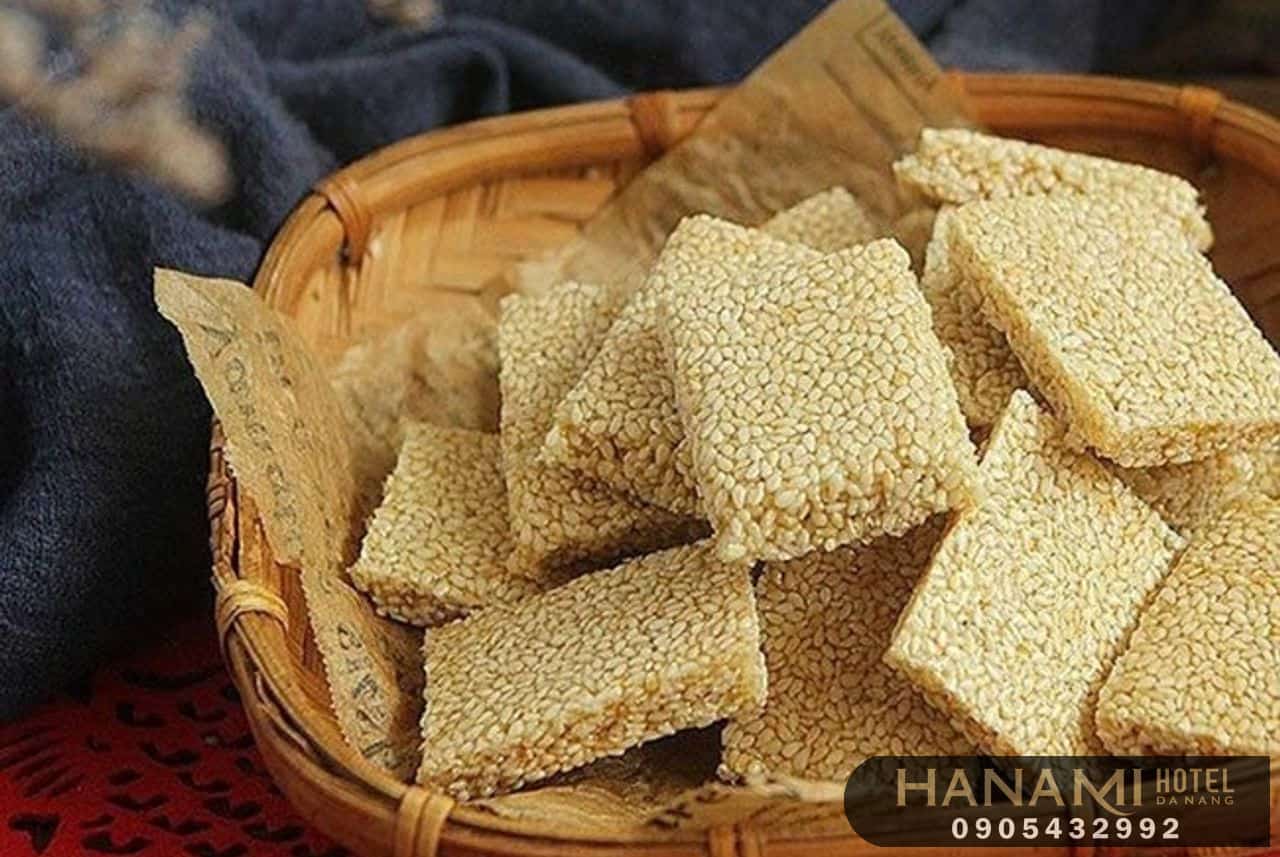 best places to buy chewy sesame peanut candy in da nang