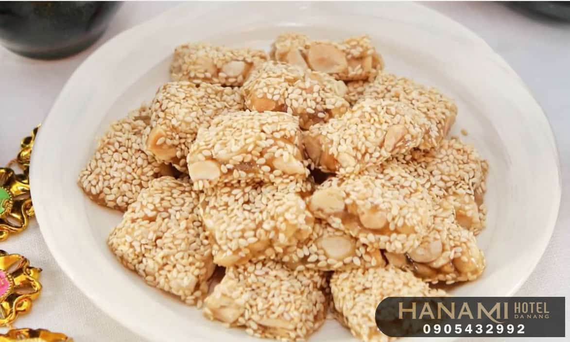 best places to buy chewy sesame peanut candy in da nang