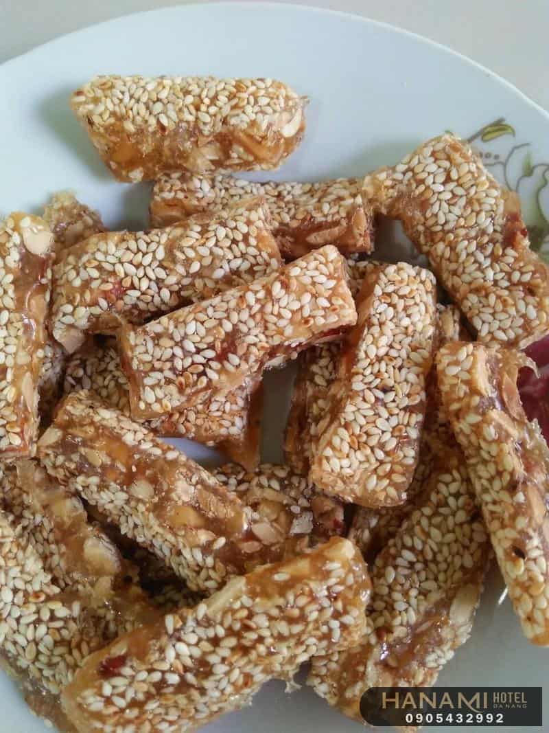 best places to buy chewy sesame peanut candy in da nang