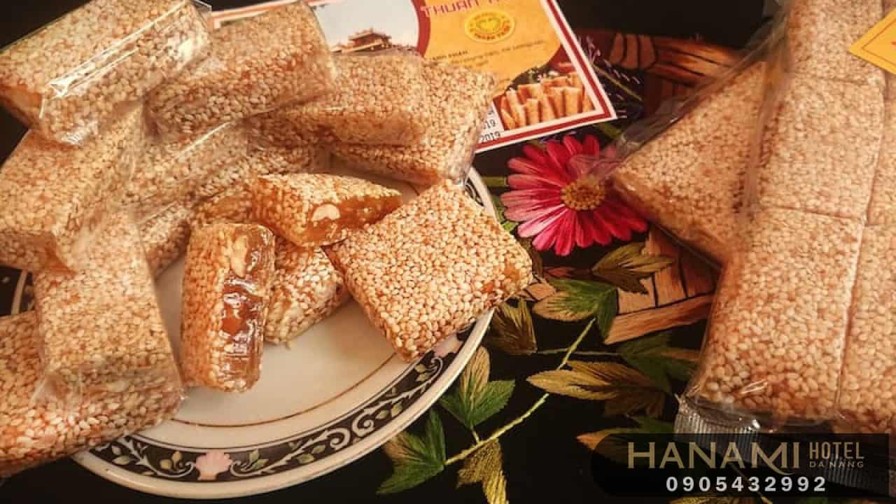 best places to buy chewy sesame peanut candy in da nang
