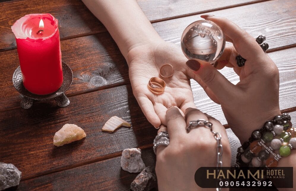 best places to see fortune telling in da nang