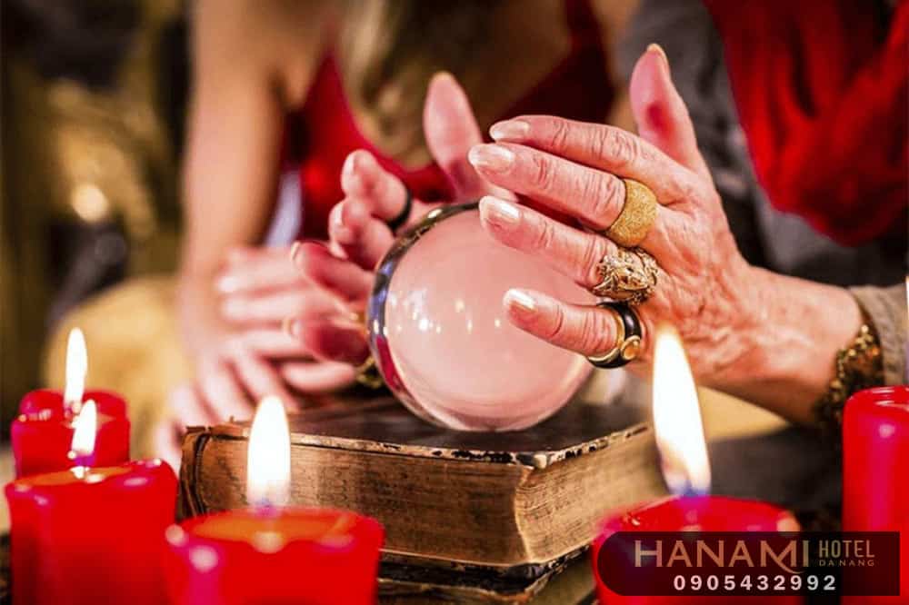 best places to see fortune telling in da nang