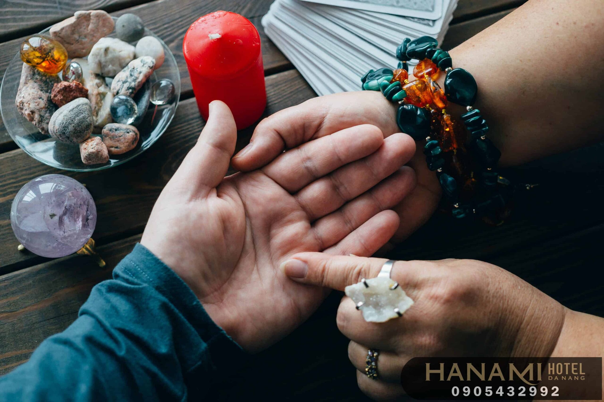 best places to see fortune telling in da nang